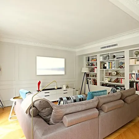Luxurious Flat Place Vendome باريس