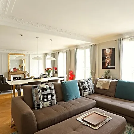 Luxurious Flat Place Vendome شقة